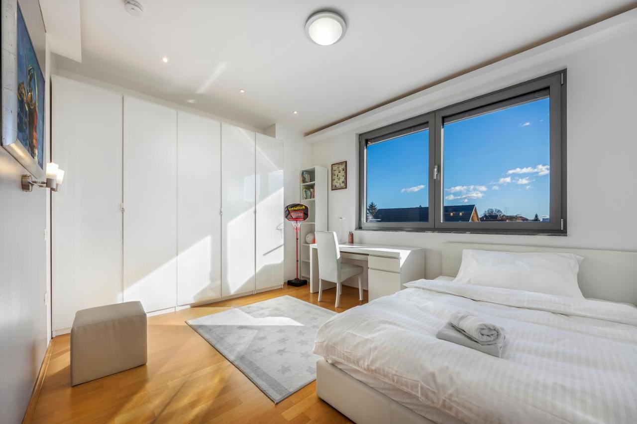 Contemporary Apartment With Rooftop Terrace In Maribor Bagian luar foto